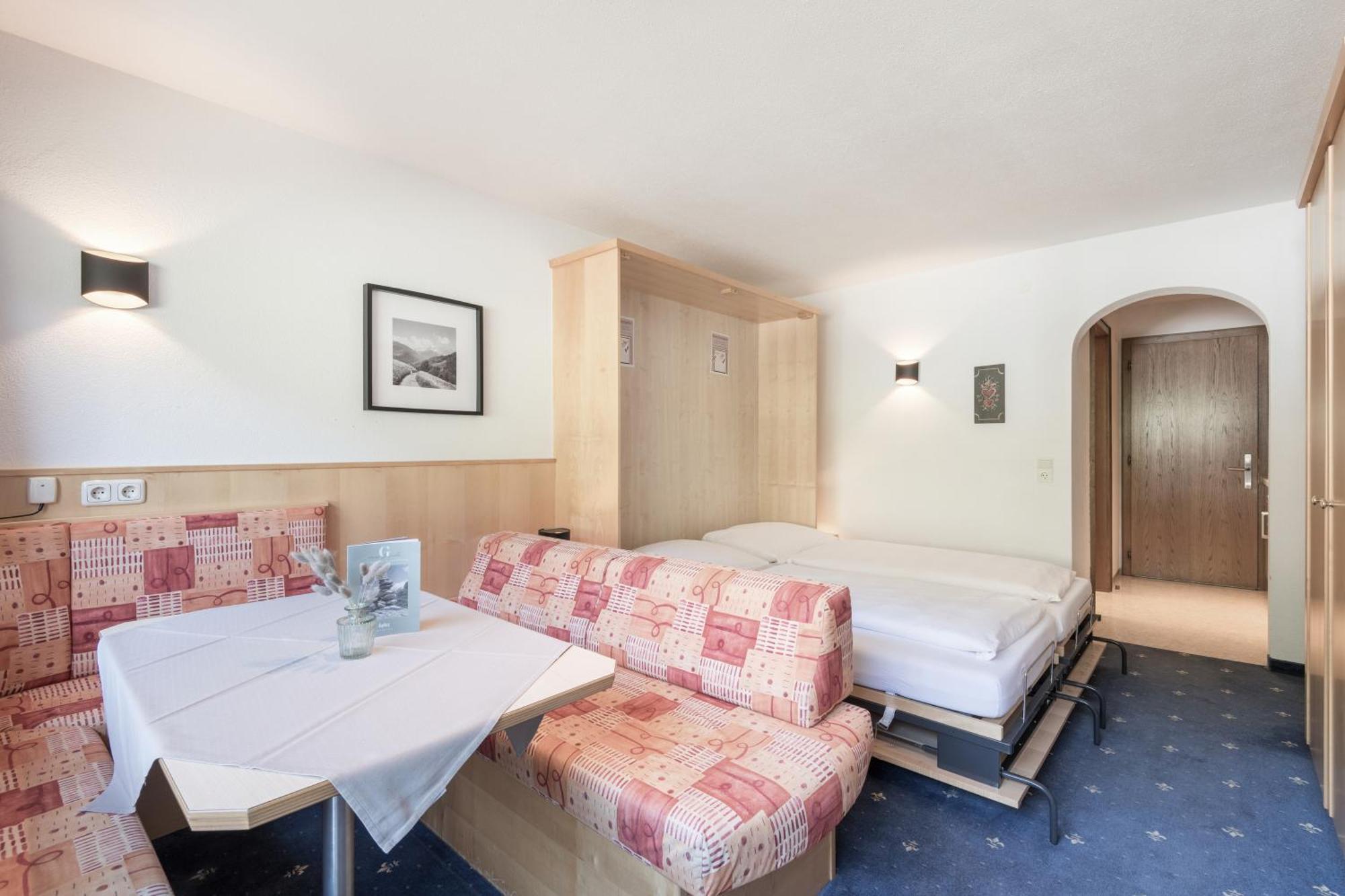 Haus Gariella Apartment Гарделен Екстериор снимка