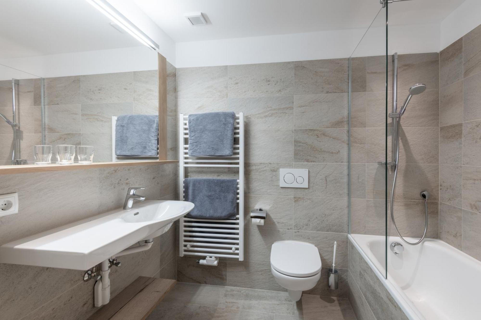 Haus Gariella Apartment Гарделен Екстериор снимка