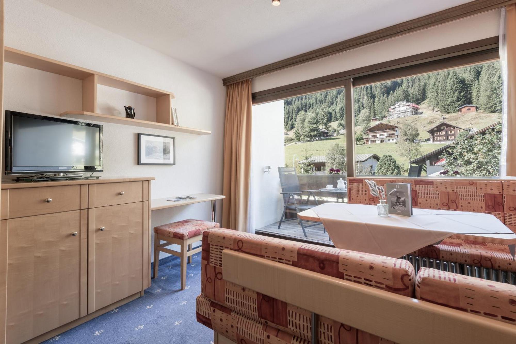Haus Gariella Apartment Гарделен Екстериор снимка