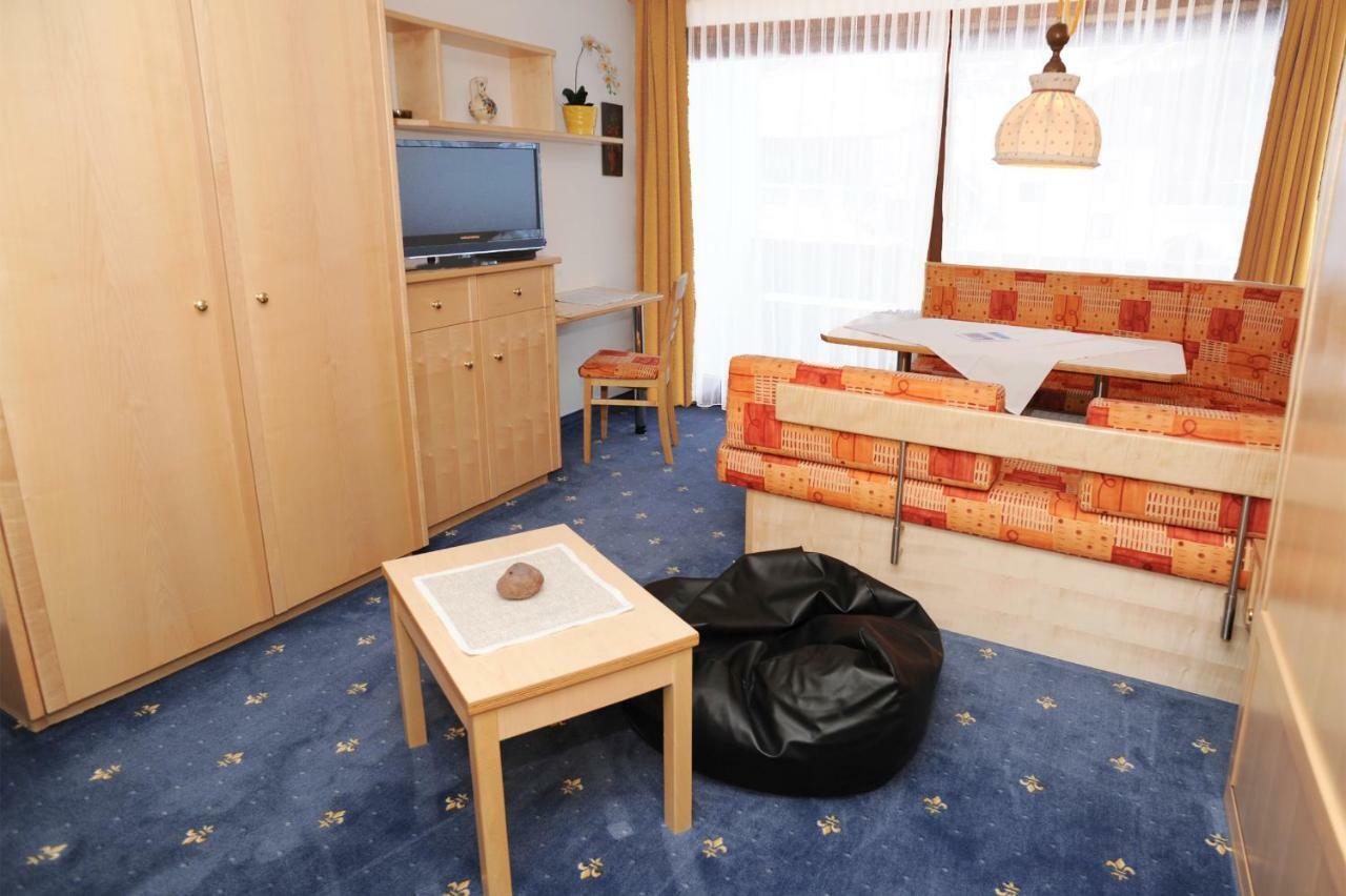Haus Gariella Apartment Гарделен Екстериор снимка